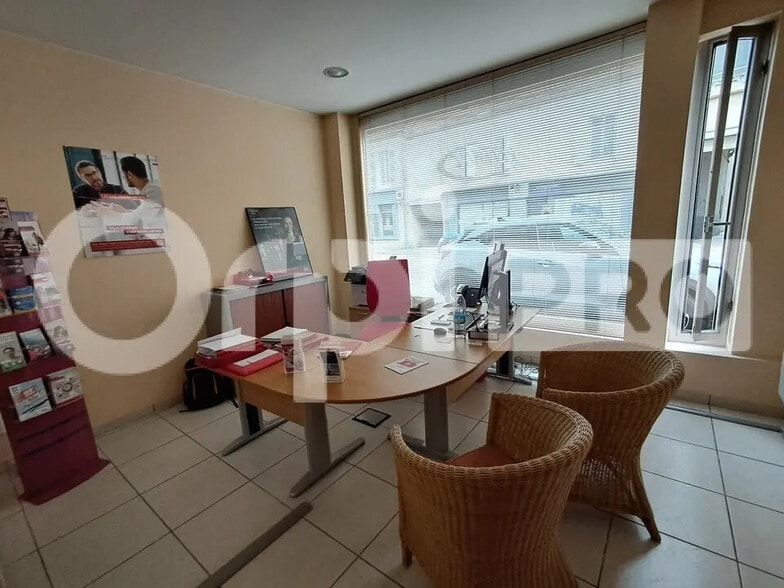 Bureau dans Montluçon à louer - Photo de l’immeuble – Image 2 sur 7