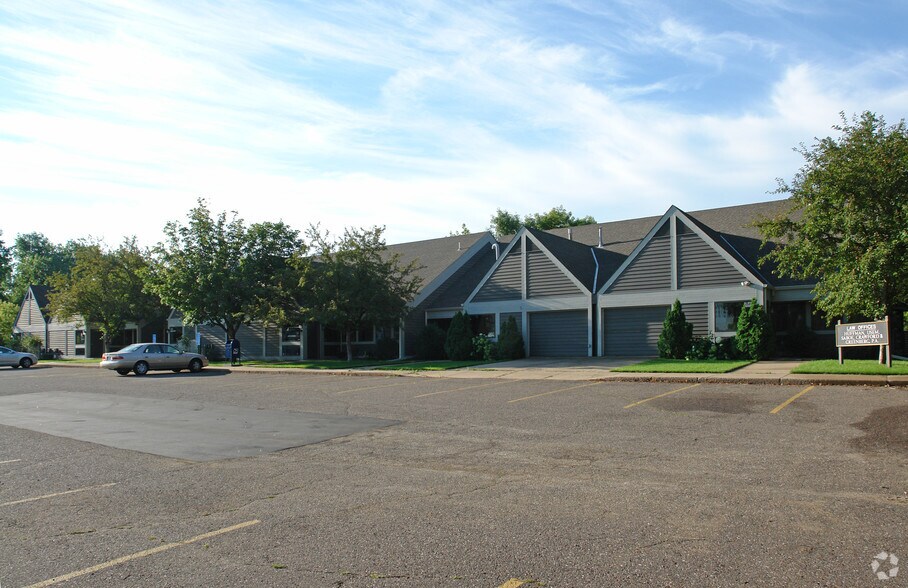 5101 Olson Memorial Pky, Golden Valley, MN à louer - Photo de l’immeuble – Image 3 sur 27