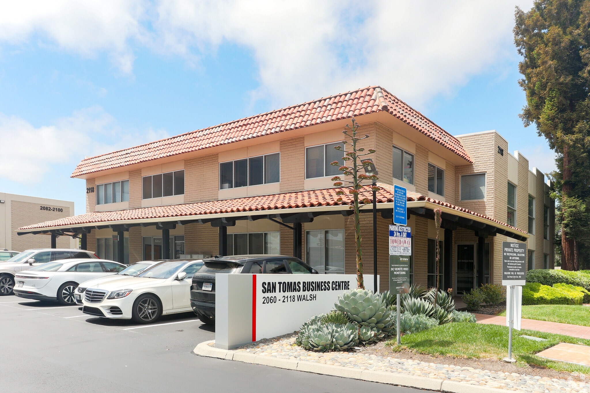 2060 Walsh Ave, Santa Clara, CA à louer Photo principale– Image 1 sur 27