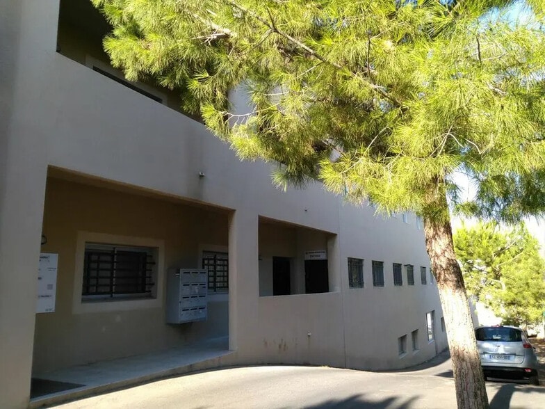 7 Rue Gaston De Flotte, Marseille à vendre - Photo de l’immeuble – Image 3 sur 13