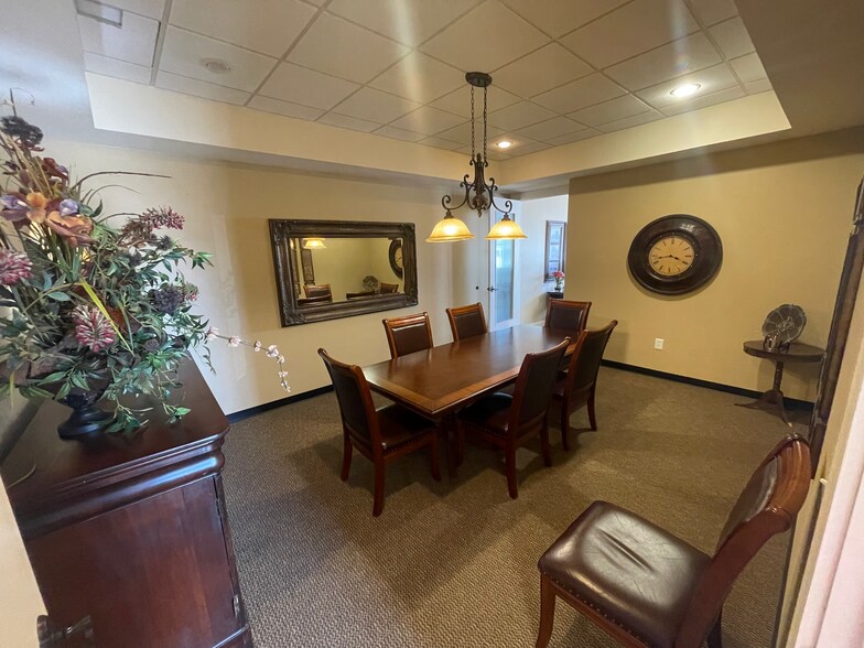 148 S Houston St, Wharton, TX à vendre - Photo intérieure – Image 3 sur 14