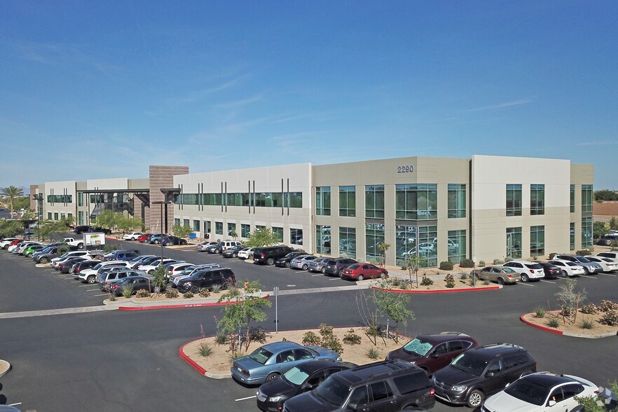 2290 E Yeager Dr, Chandler, AZ à louer - Photo principale – Image 2 sur 7