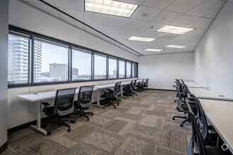 3900 Essex Ln, Houston, TX à louer Photo intérieure– Image 2 sur 7