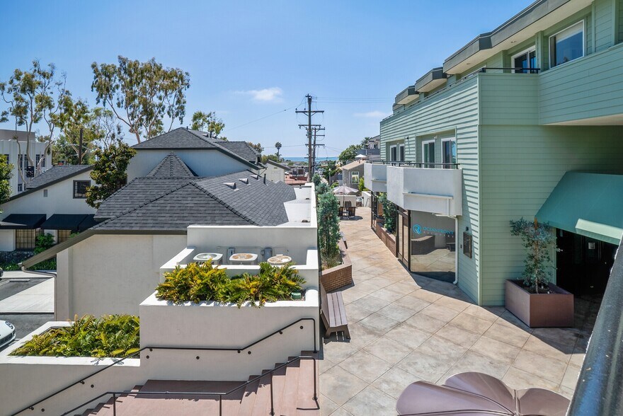 312 Broadway St, Laguna Beach, CA à louer - Photo de l’immeuble – Image 3 sur 11