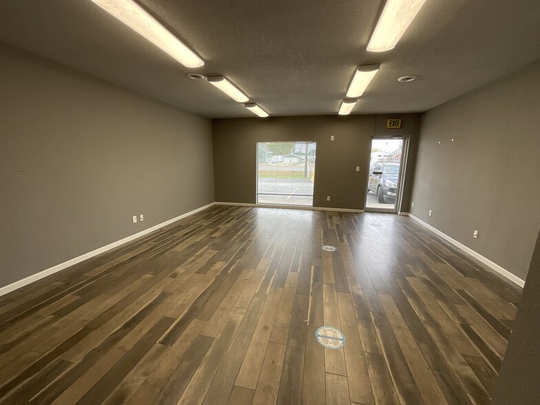 821 W Coliseum Blvd, Fort Wayne, IN à louer - Photo de l’immeuble – Image 2 sur 5