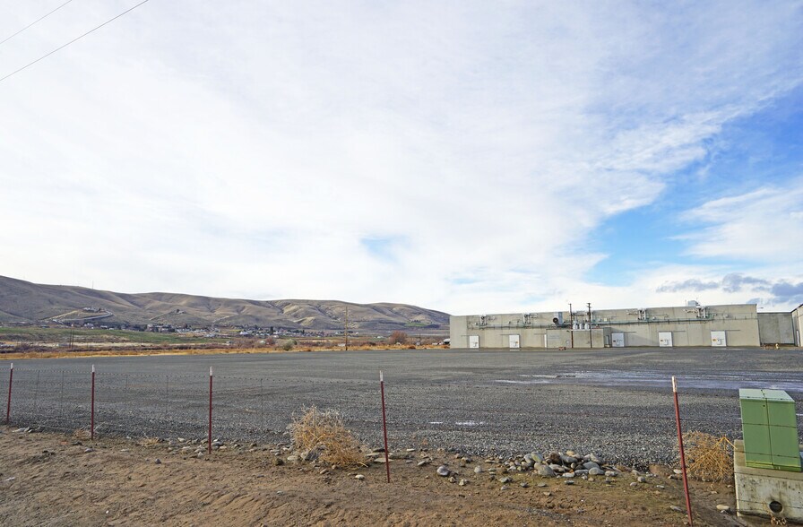 2714 Goodman Rd, Union Gap, WA à vendre - Photo de l’immeuble – Image 2 sur 7