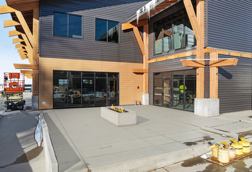 344 N Main St, Spearfish, SD à louer - Photo de l’immeuble – Image 3 sur 10