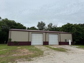 12329 Three Elms Rd, Farmington, AR à louer Photo de l’immeuble– Image 1 sur 5