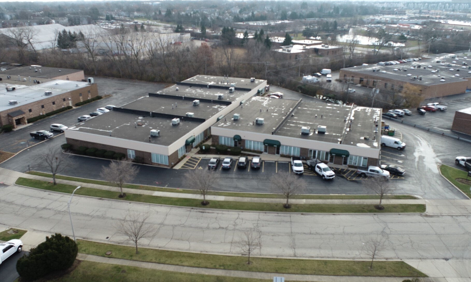 2095-2119 Stonington Ave, Hoffman Estates, IL à louer Photo principale– Image 1 sur 13