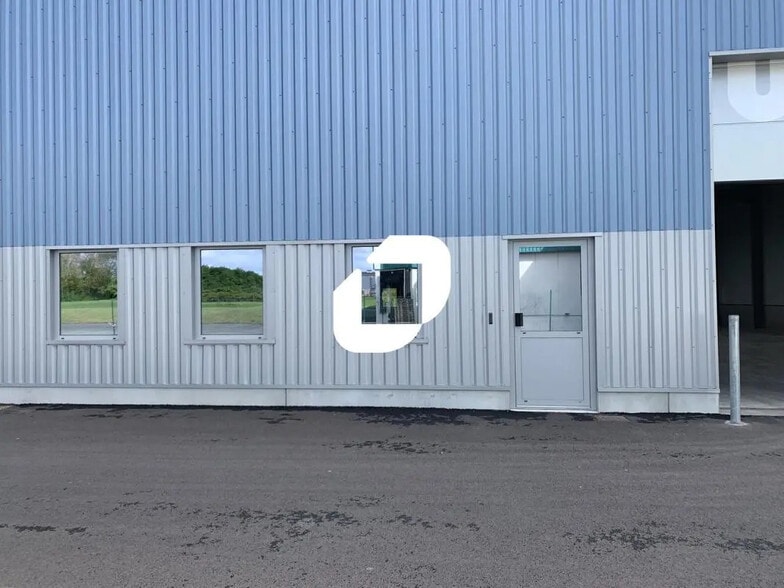 Local d’activités dans Tilloy-lès-Mofflaines à louer - Photo de l’immeuble – Image 3 sur 5