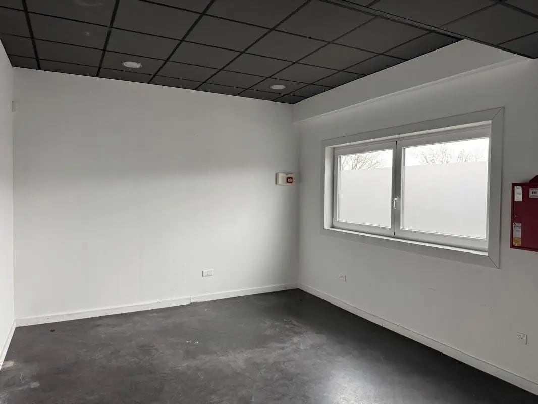 Industriel/Logistique dans Roncq à louer Photo intérieure– Image 1 sur 5