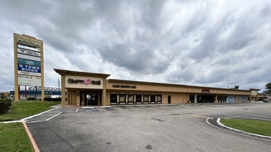 211-265 W FM-1960, Houston, TX à louer Photo de l’immeuble– Image 1 sur 3