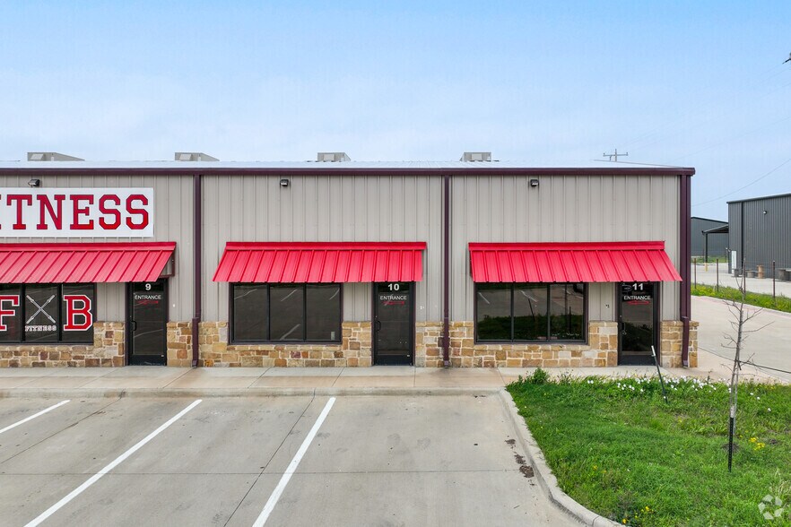 2350 FM 66, Waxahachie, TX à louer - Photo de l’immeuble – Image 3 sur 4