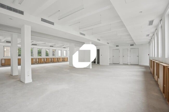 Plus de détails pour 5 Rue Sextius Michel, Paris - Bureau à louer