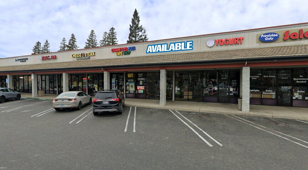 8511-8607 Elk Grove Blvd, Elk Grove, CA à louer - Photo de l’immeuble – Image 3 sur 4