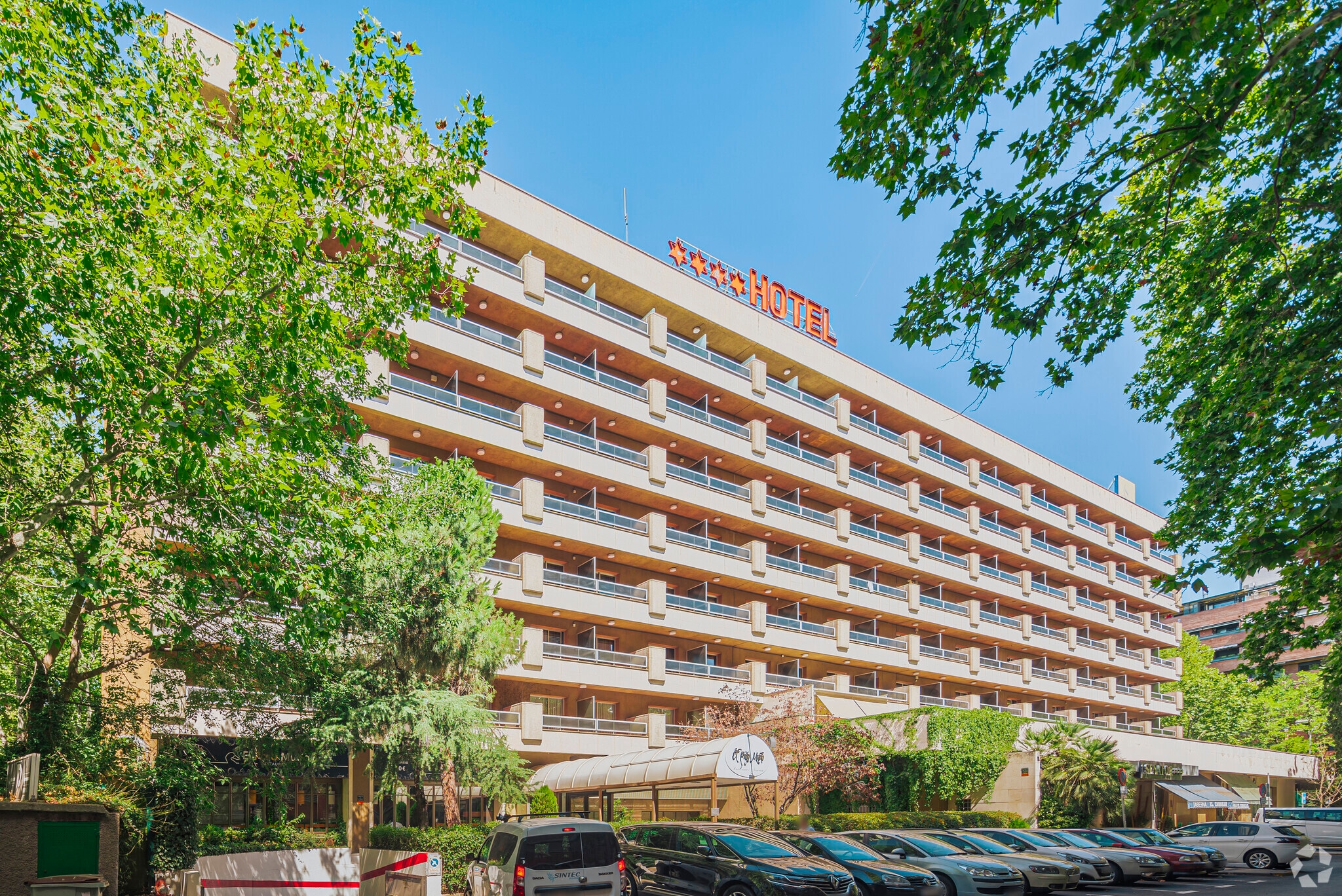Services hôteliers dans Madrid, Madrid à vendre Photo principale– Image 1 sur 9