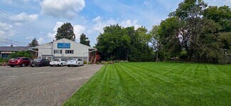 Plus de détails pour 645 E Jolly Rd, Lansing, MI - Logement à vendre