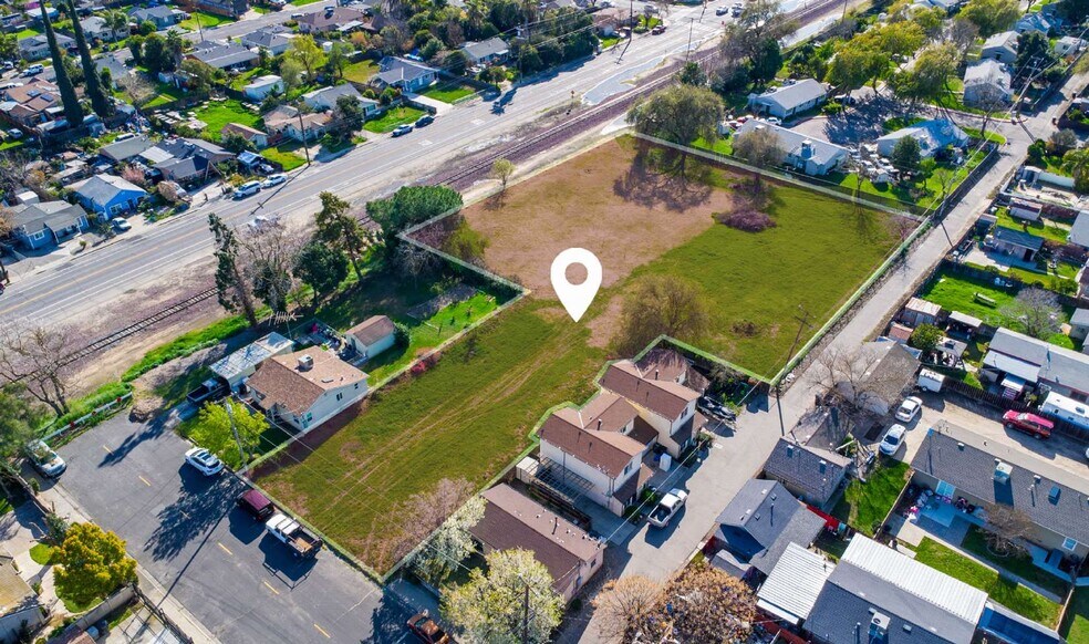 00 7th St, Riverbank, CA à vendre - Photo de l’immeuble – Image 2 sur 5