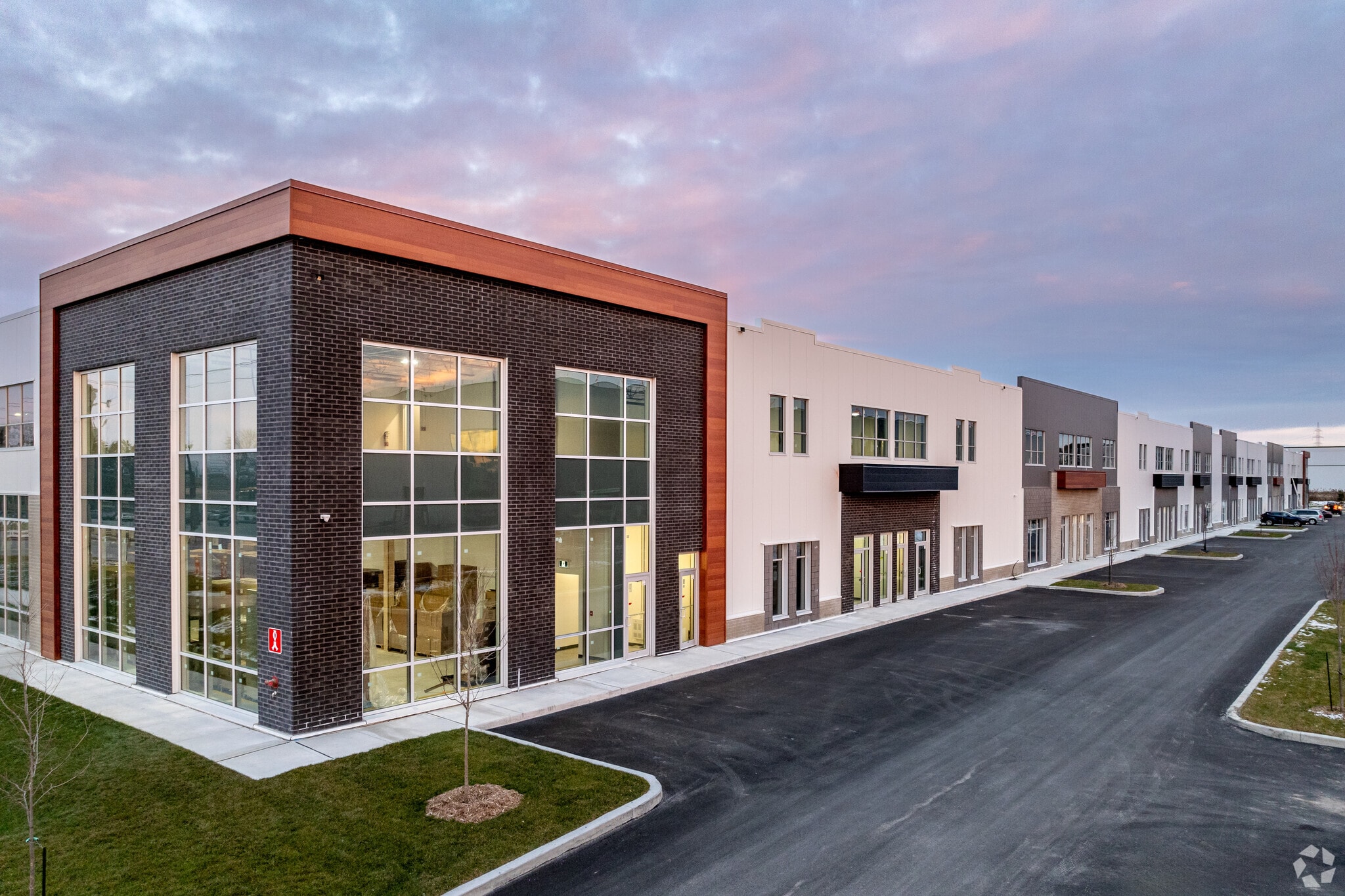 160 Av D'ibéria, Candiac, QC à louer Photo principale– Image 1 sur 17