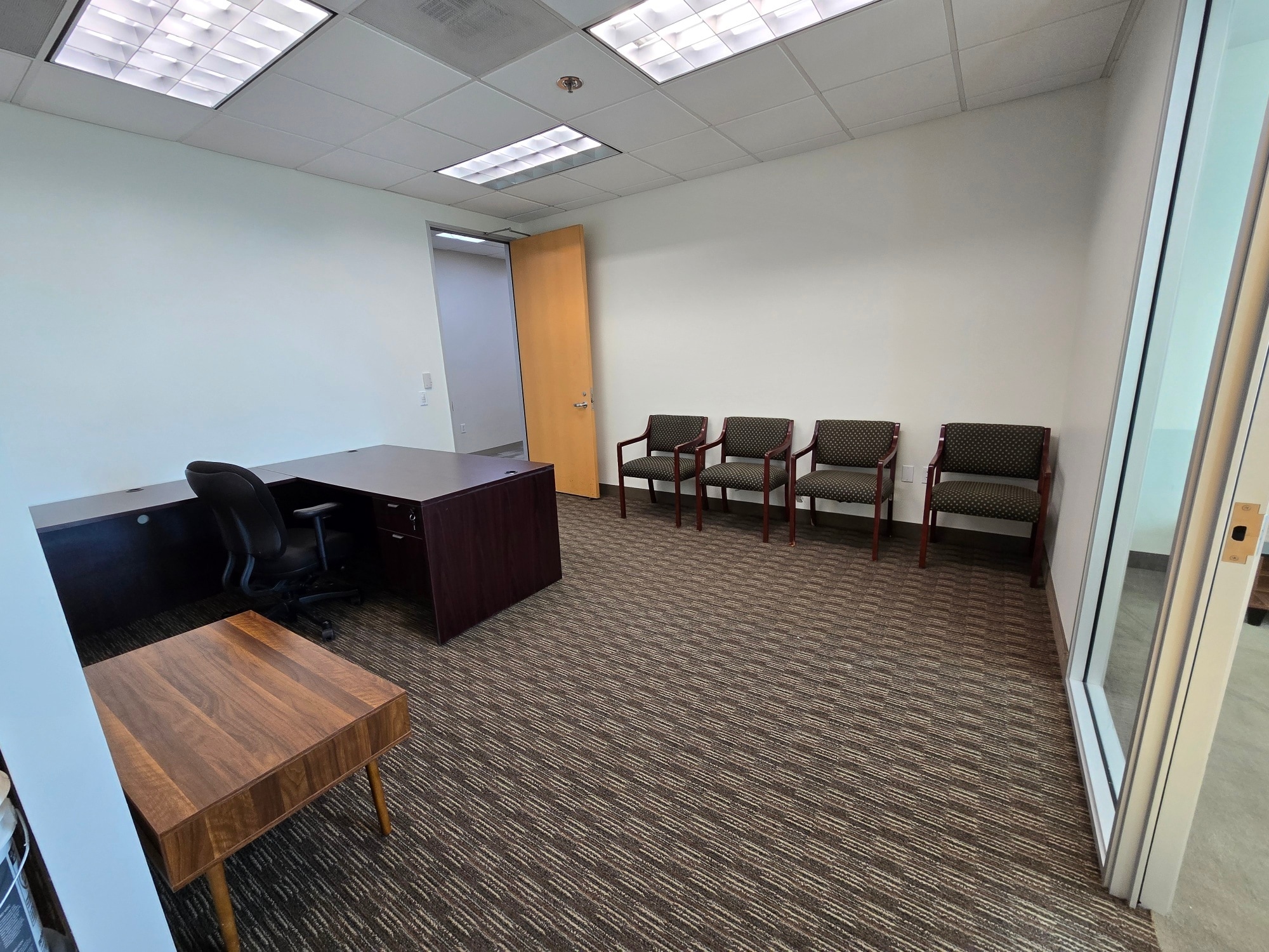 3110 E Guasti Rd, Ontario, CA à louer Photo intérieure– Image 1 sur 5