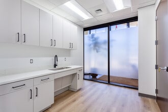 912 Capital Of Texas Hwy S, West Lake Hills, TX à louer Photo intérieure– Image 2 sur 3