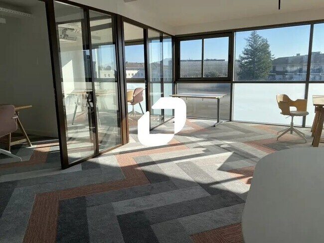 Plus de détails pour Bureau à vendre