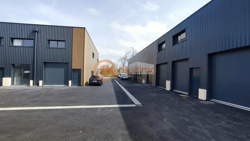 Local d’activités dans Audenge à louer - Photo de l’immeuble – Image 3 sur 3