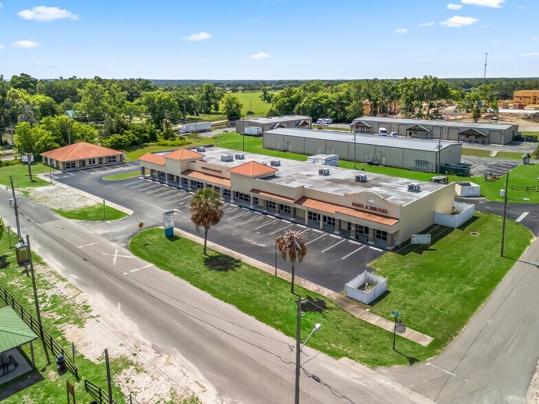 4127-4137 CR 106, Oxford, FL à vendre - Photo principale – Image 1 sur 43