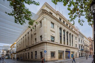 Plus de détails pour Calle Granada, 1, Sevilla - Coworking à louer
