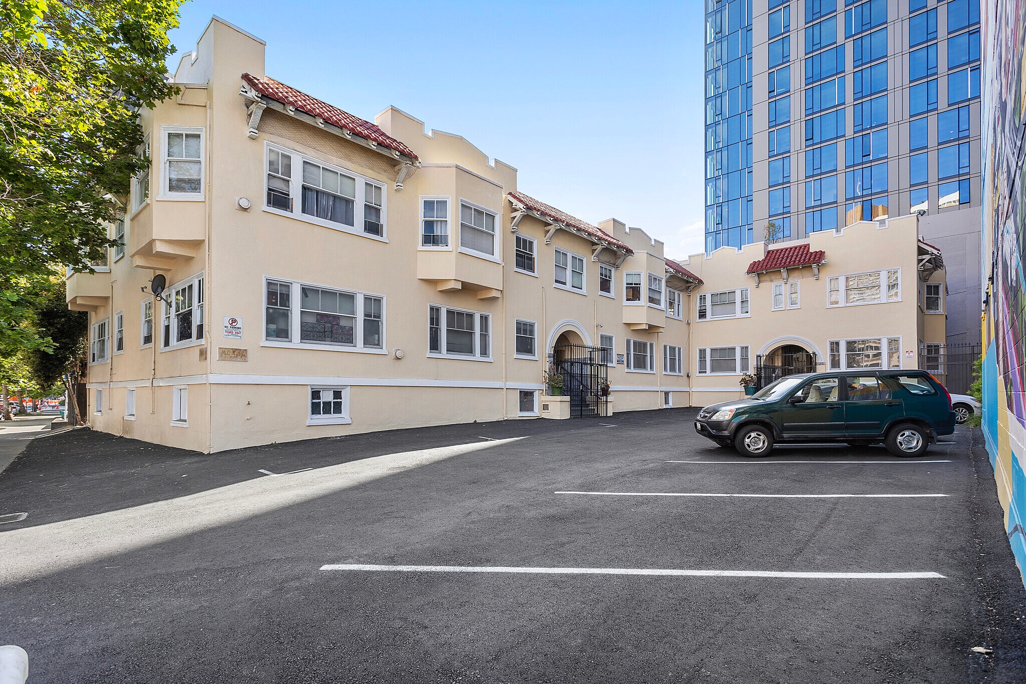 2337 Harrison St, Oakland, CA à vendre Photo de l’immeuble– Image 1 sur 23