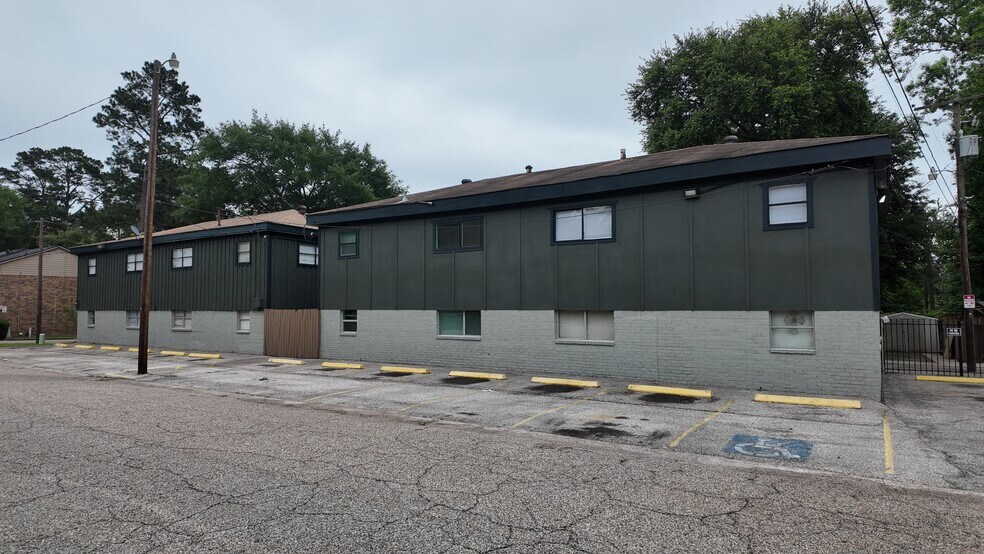 1510 Odd Fellow St, Conroe, TX à vendre - Photo de l’immeuble – Image 3 sur 13
