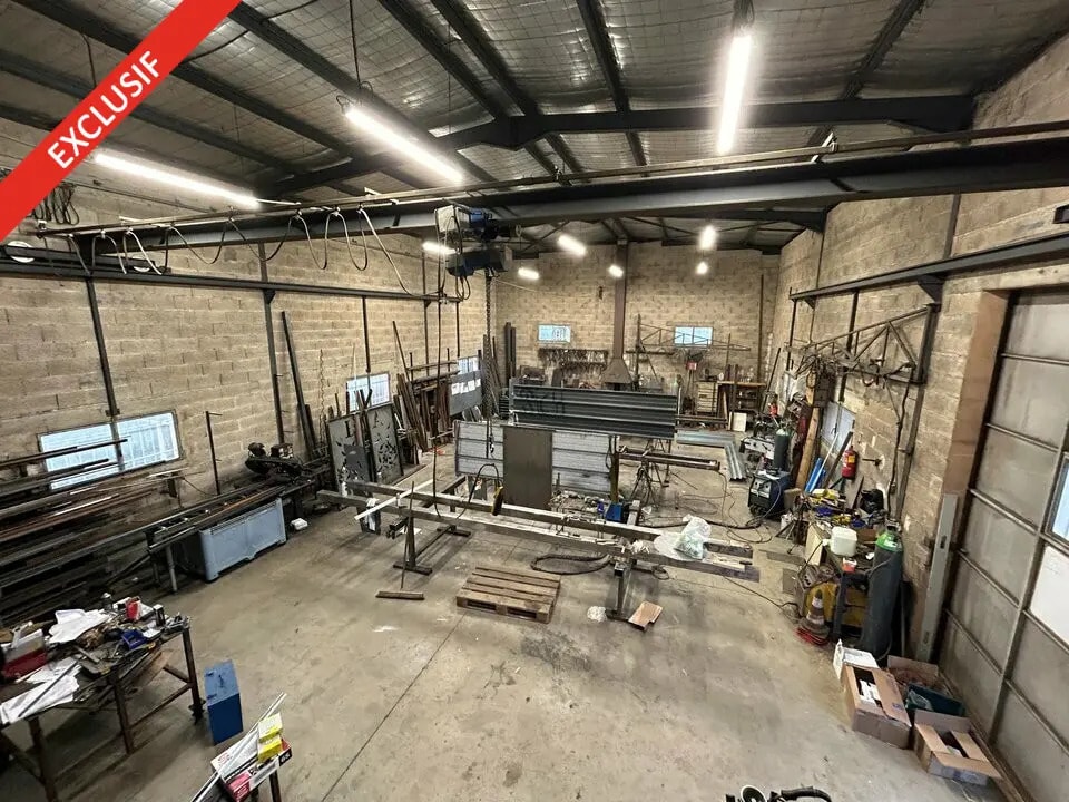 Local d’activités dans Mauguio à louer Photo de l’immeuble– Image 1 sur 5