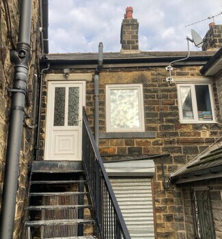 Plus de détails pour 131 Wortley Rd, Sheffield - Local commercial à vendre