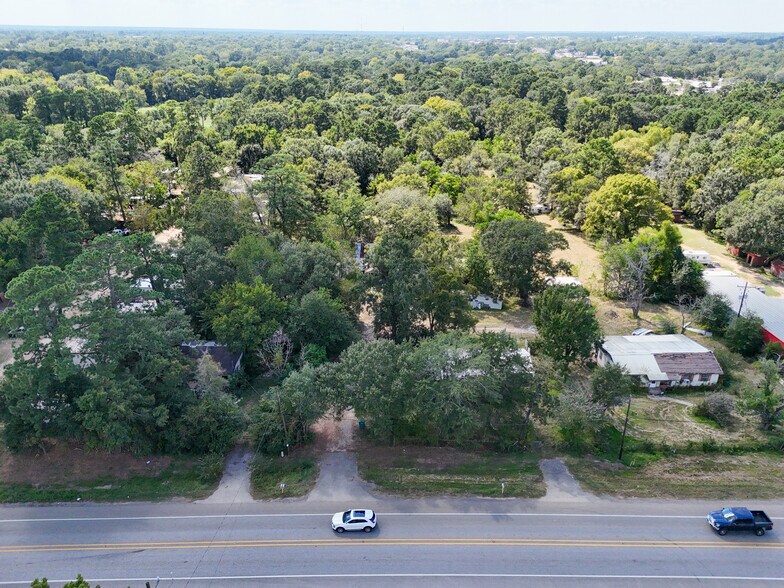 220 Porter Rd, Conroe, TX à vendre - Photo de l’immeuble – Image 2 sur 20