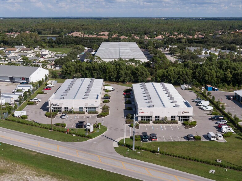 16010 Old 41 N, Naples, FL à louer - Photo de l’immeuble – Image 2 sur 8