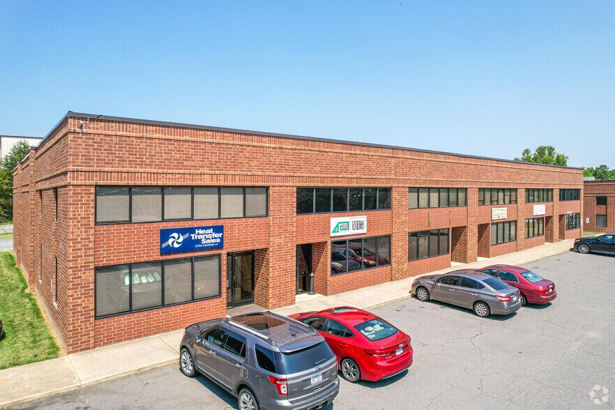 440-450 Crompton St, Charlotte, NC à louer - Photo principale – Image 1 sur 7