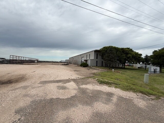 112 Western St, Pampa, TX à louer - Photo de l’immeuble – Image 3 sur 9