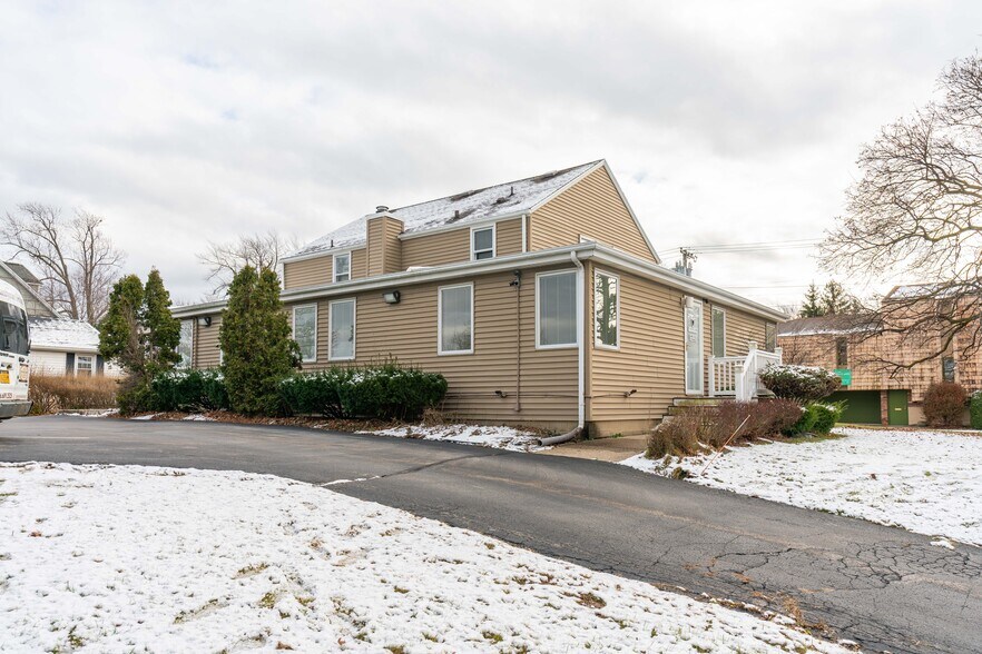 491 Delaware St, Tonawanda, NY à vendre - Photo de l’immeuble – Image 2 sur 17