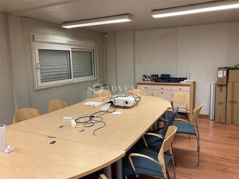 Bureau dans Mont-près-Chambord à vendre - Photo de l’immeuble – Image 2 sur 7