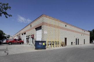 Plus de détails pour 1095 Strathy Ave, Mississauga, ON - Industriel/Logistique à vendre