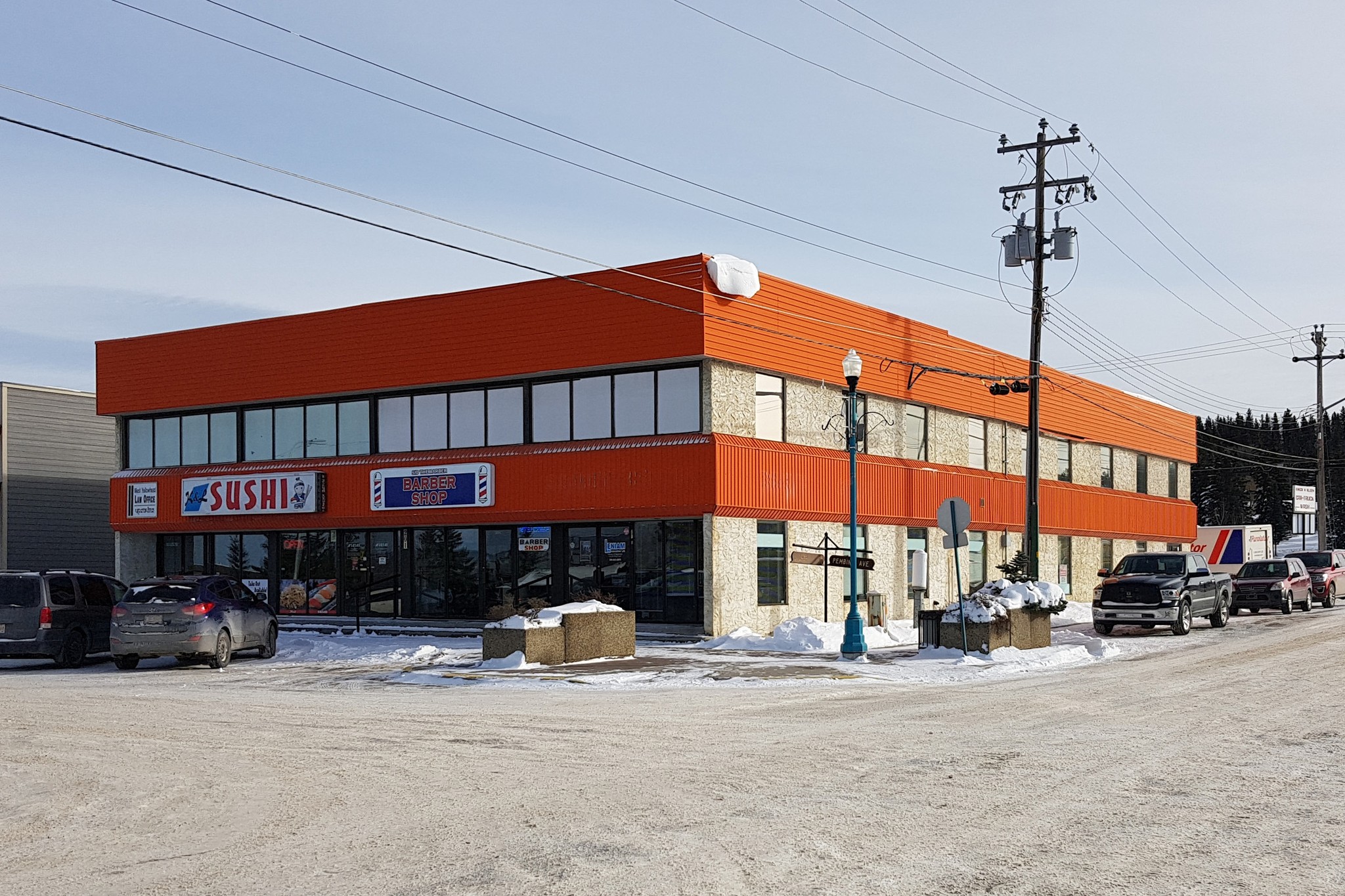 201 Pembina Ave, Hinton, AB à vendre Photo principale– Image 1 sur 21