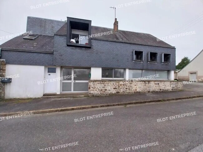 Plus de détails pour 19 Rue De Moëlan, Quimperlé - Bureau à louer