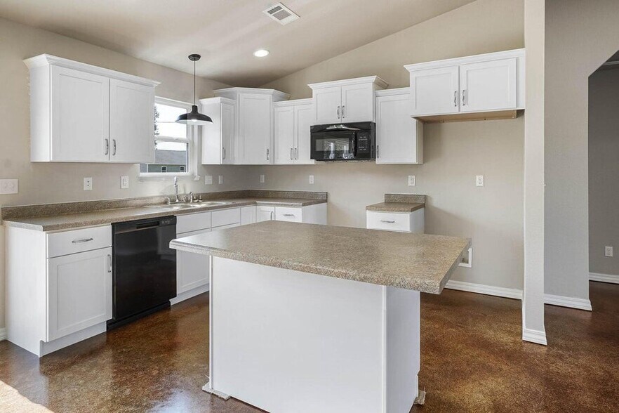 2502 Kody Dr, West Plains, MO à vendre - Photo de l’immeuble – Image 3 sur 8