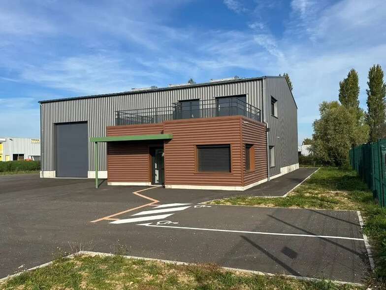 Local d'activités dans Sevrey à vendre - Photo de l’immeuble – Image 1 sur 9