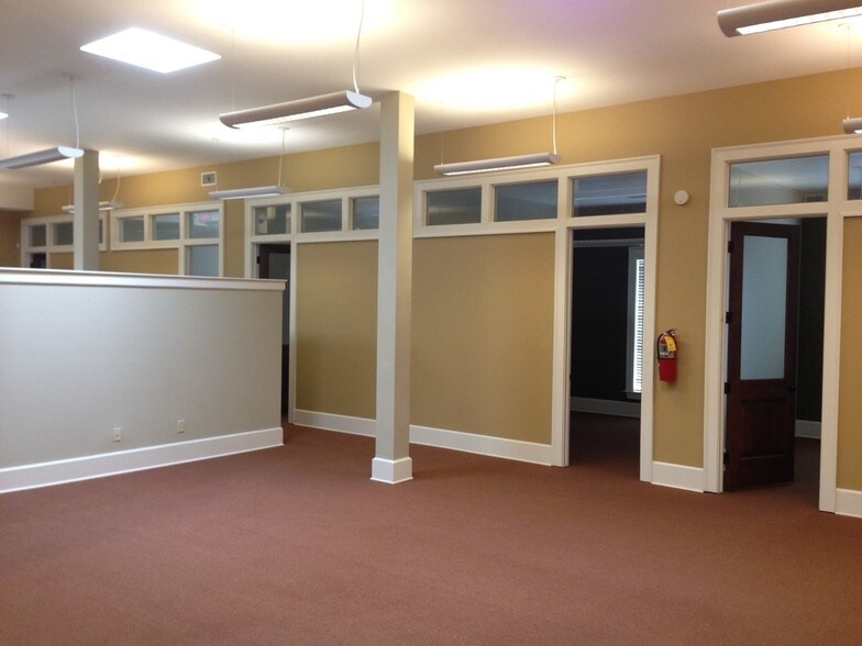 2622 Broad St, Chattanooga, TN à louer - Photo de l’immeuble – Image 2 sur 7