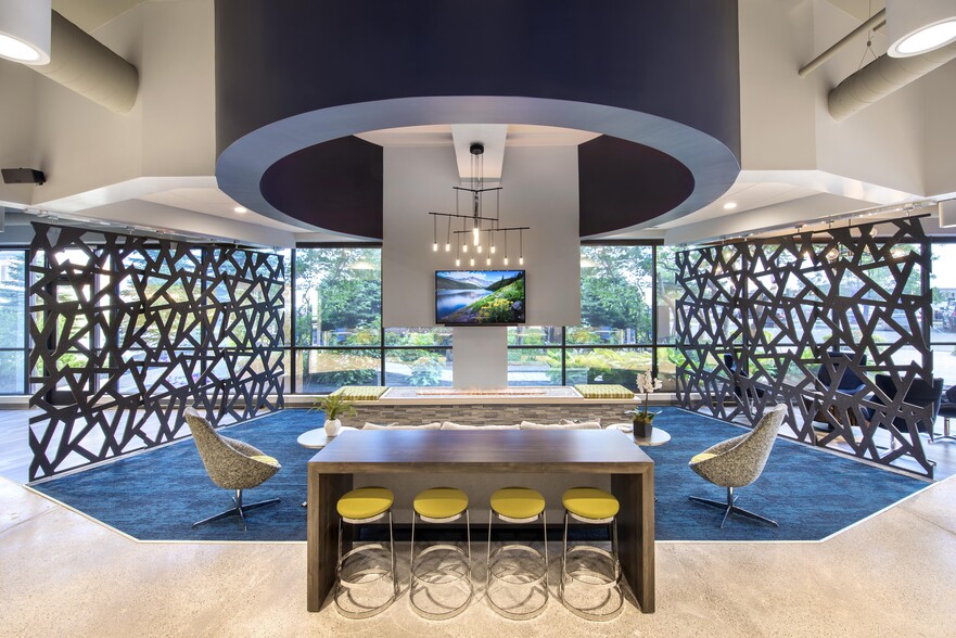 11611 N Meridian St, Carmel, IN à louer - Photo intérieure – Image 3 sur 8