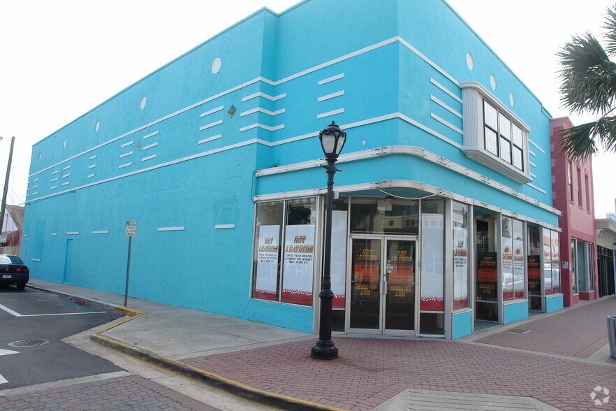 820 Main St, Daytona Beach, FL à vendre - Photo de l’immeuble – Image 3 sur 4