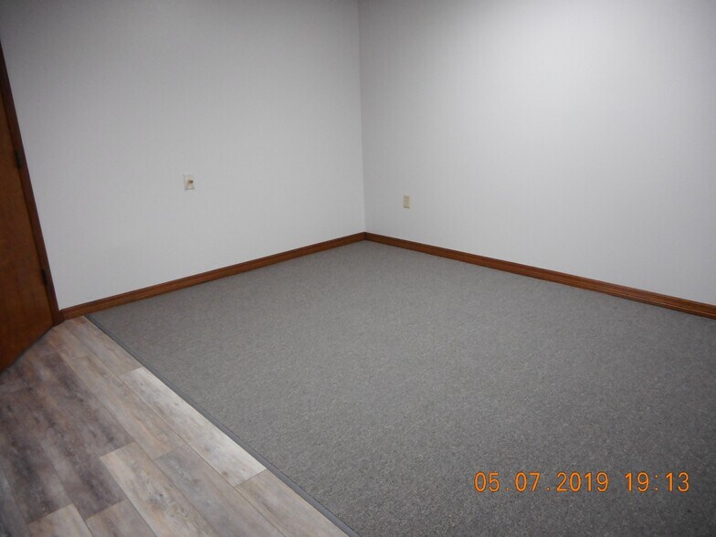 3143 SW 32nd Ave, Ocala, FL à louer - Photo de l’immeuble – Image 2 sur 8