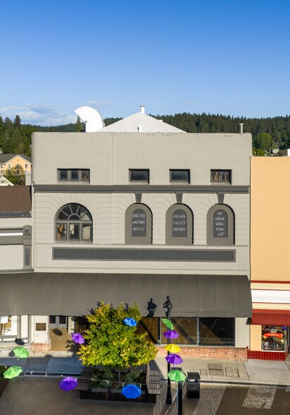 161 Mill St, Grass Valley, CA à vendre - Photo de l’immeuble – Image 3 sur 40