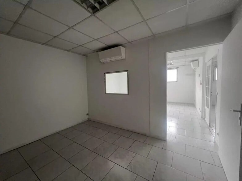 Bureau dans Le Cannet à louer - Photo intérieure – Image 2 sur 10